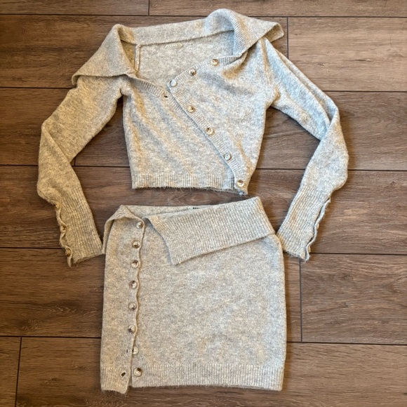 Ruve shop gray asymmetrical sweater knit set size XS - Picture 1 of 3